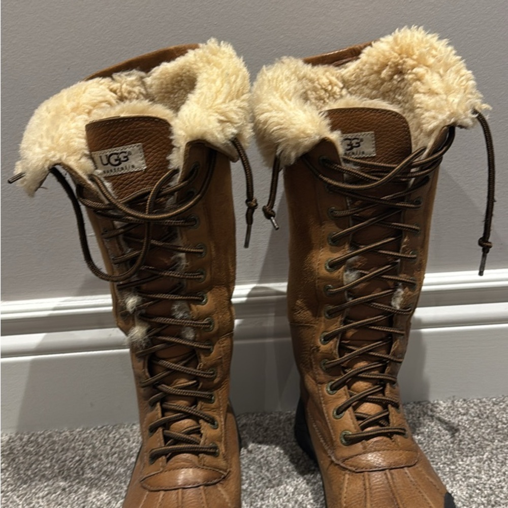 UGG Women's Tan Adirondack Lace-Up Shearling Boots